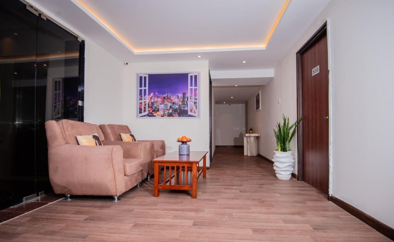 The Crossroads Hotel, Westlands Nairobi Exterior photo