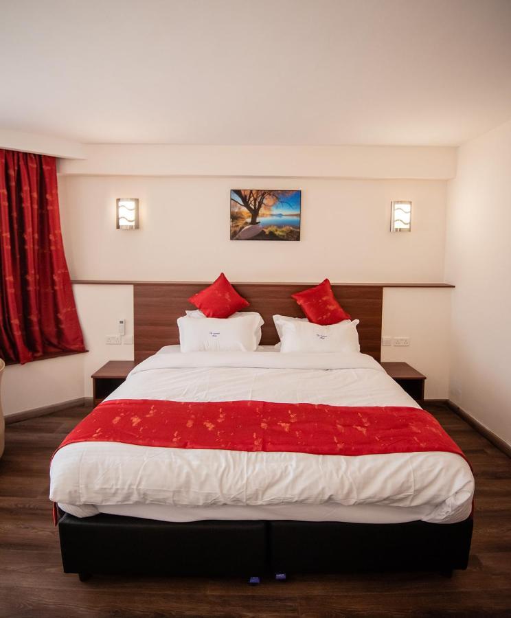 The Crossroads Hotel, Westlands Nairobi Exterior photo
