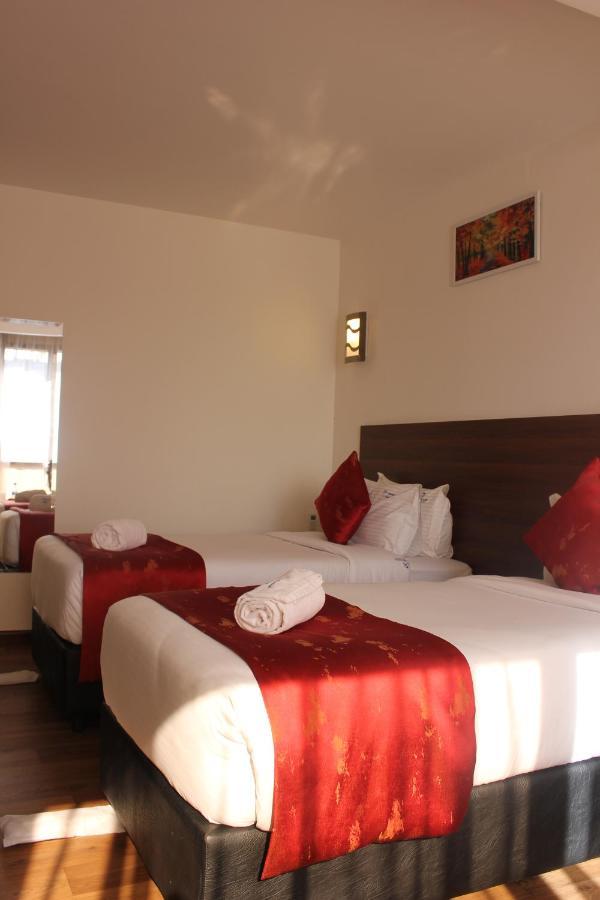 The Crossroads Hotel, Westlands Nairobi Exterior photo